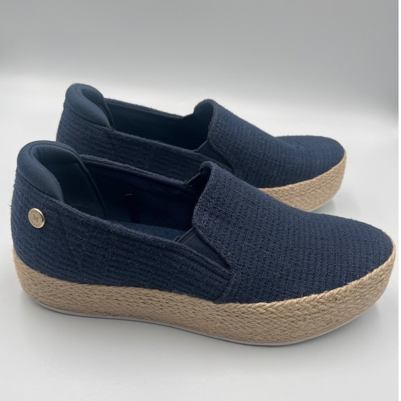 BOBS from Skechers Shoes - Skechers Martha Stewart BOBS Sesame By The Bay Navy Womens 7 Espadrille